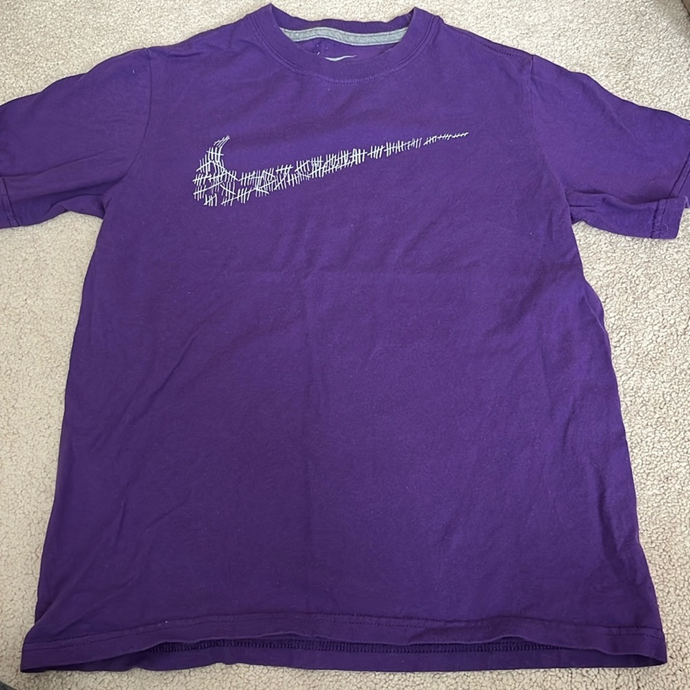 Kids Nike T-Shirt Size S
